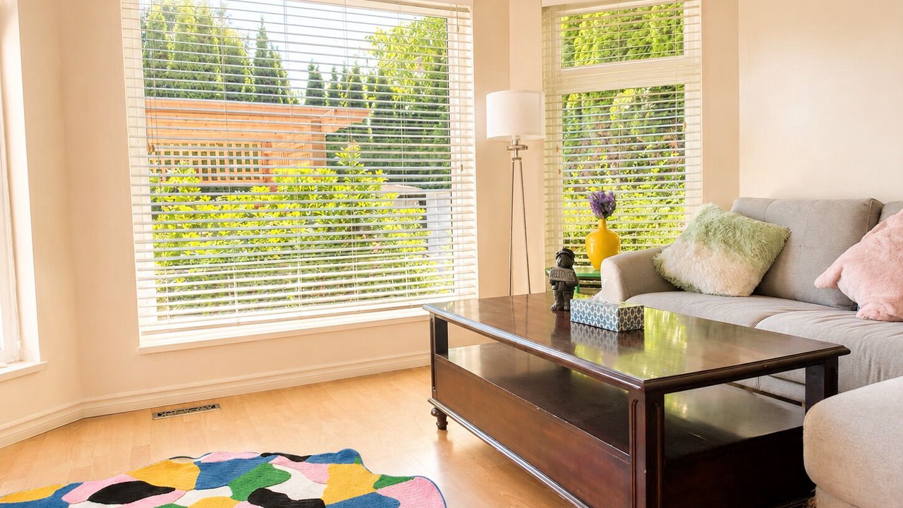 Photo of Livingroom in Surrey