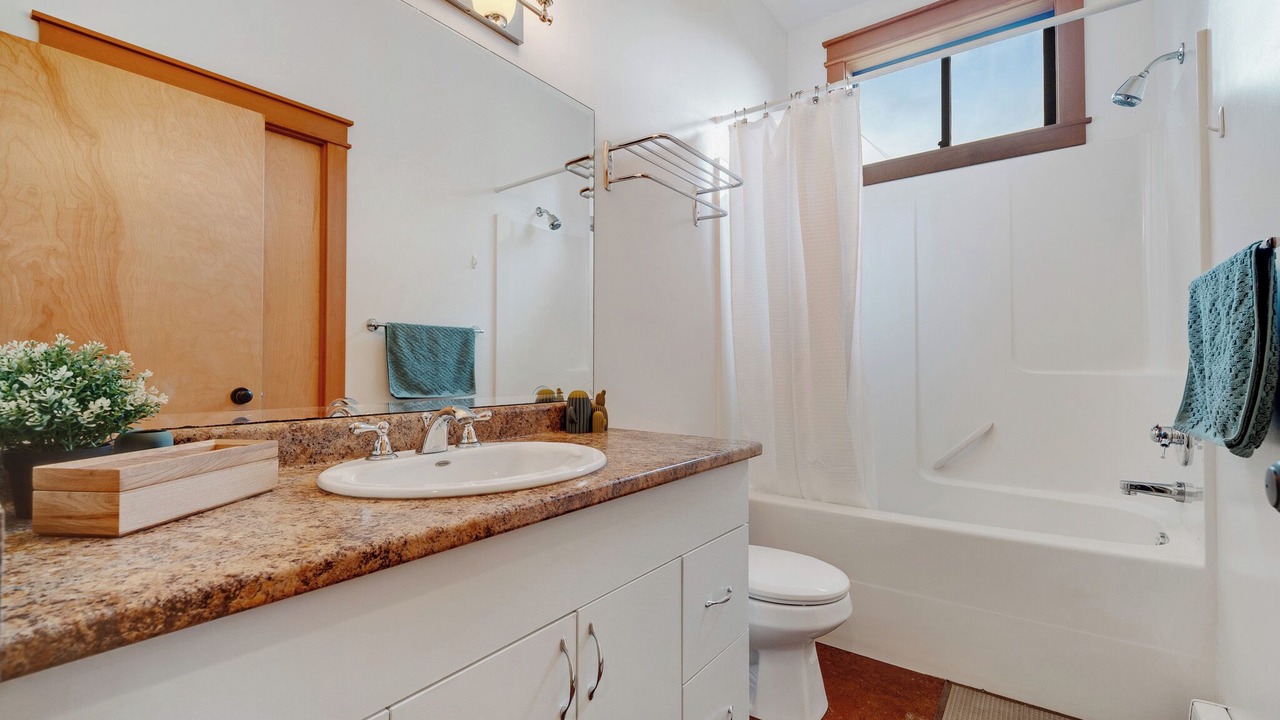 Photo of Bathroom in Salt Spring Island