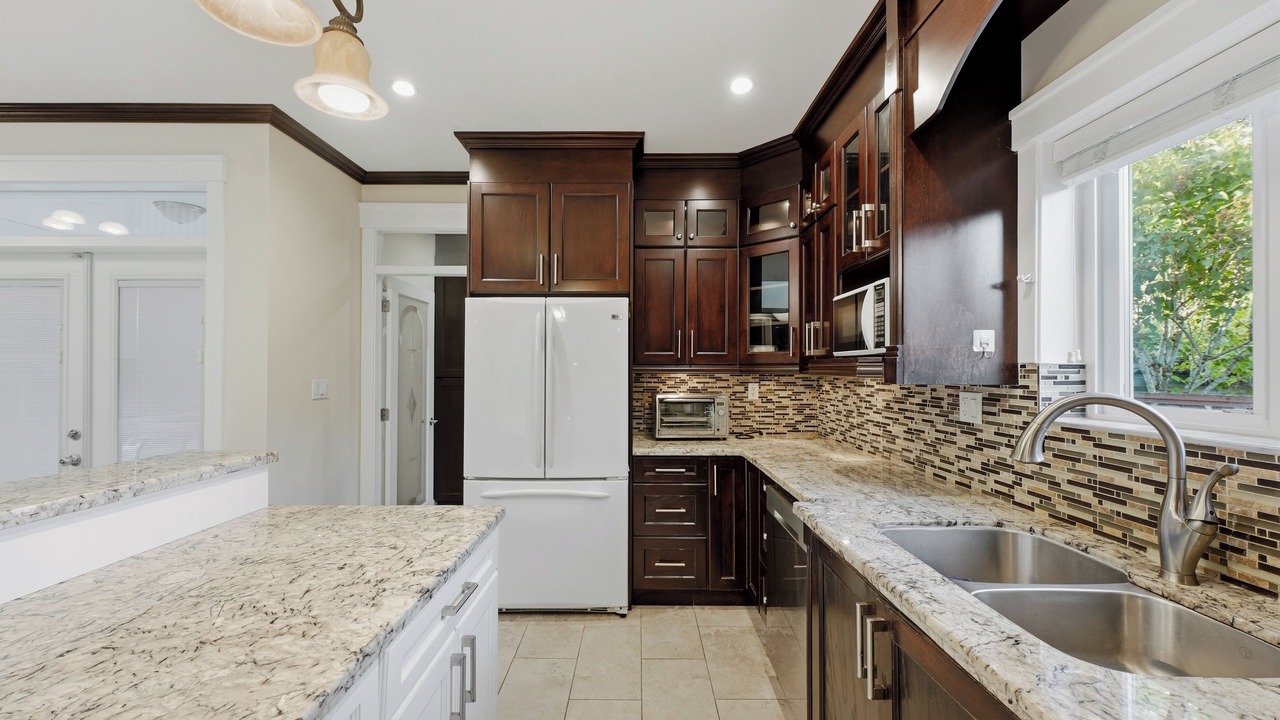 Photo of Kitchen in Surrey