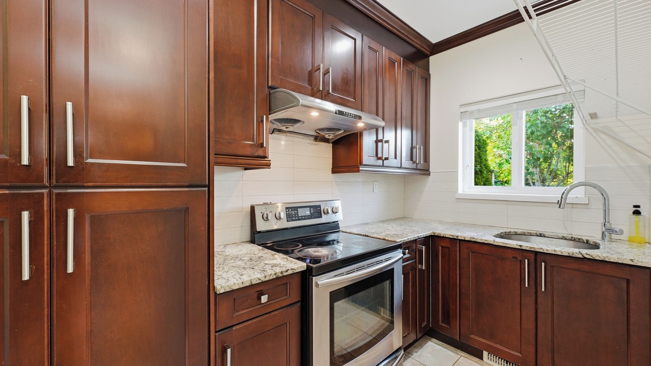 Photo of Kitchen in Surrey
