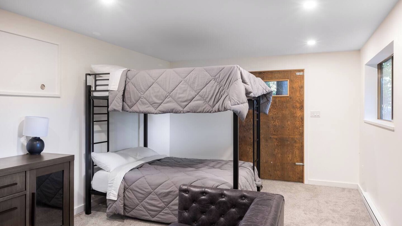 Photo of Bedroom in Salt Spring Island
