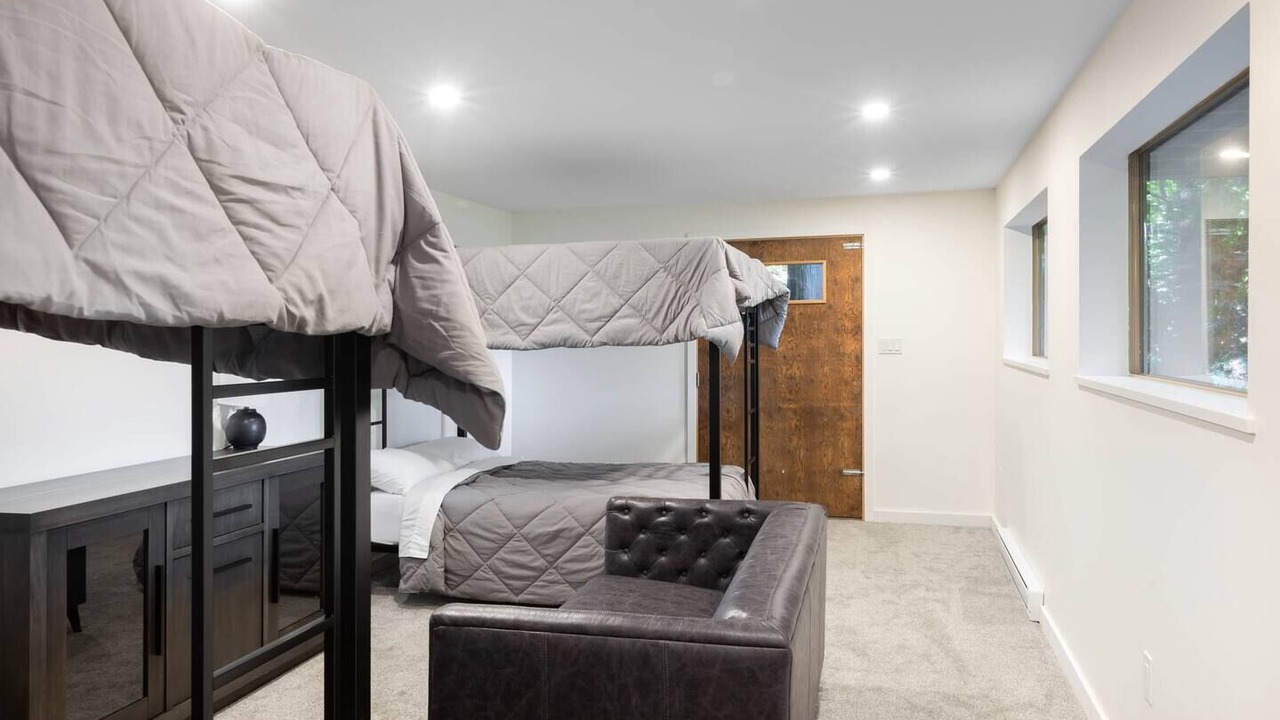 Photo of Bedroom in Salt Spring Island