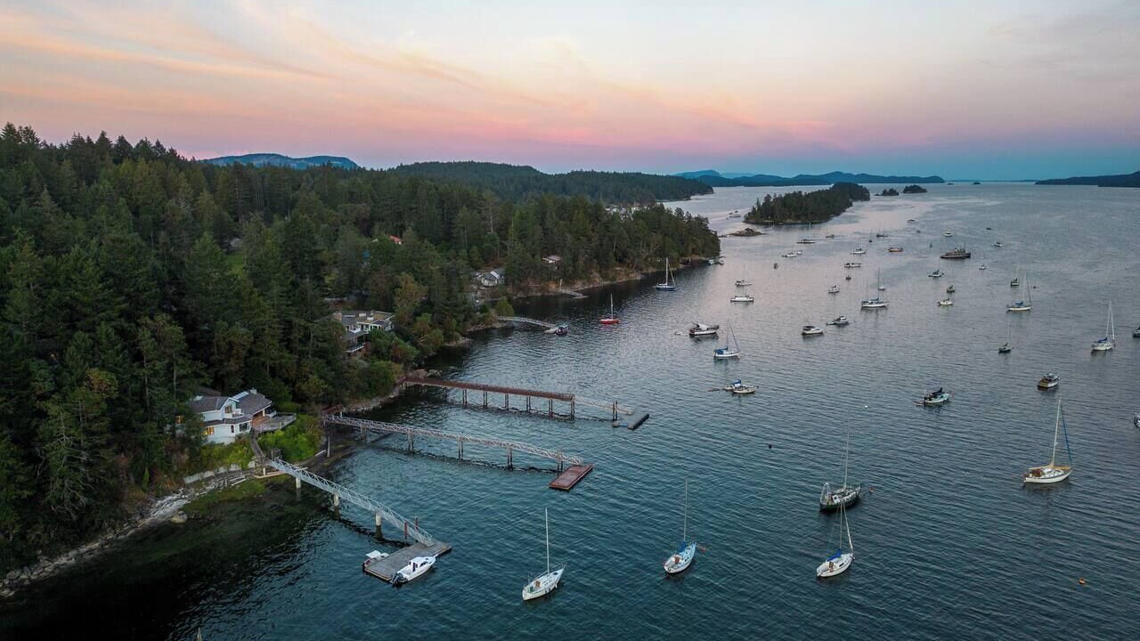 Photo of Others in Salt Spring Island