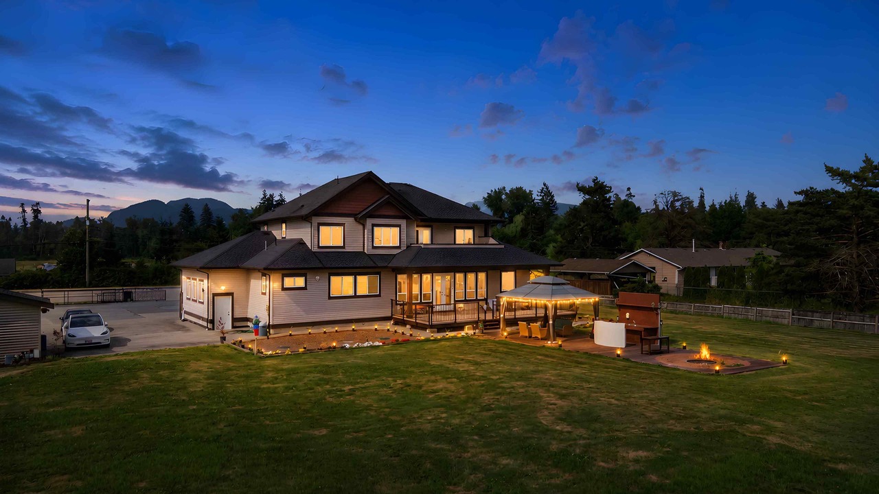 Photo of Outdoor in Maple Ridge