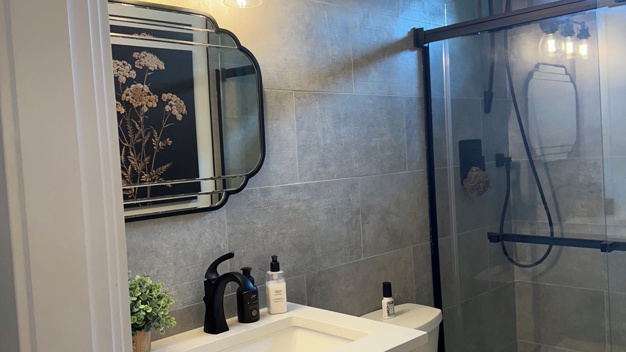 Photo of Bathroom in Delta