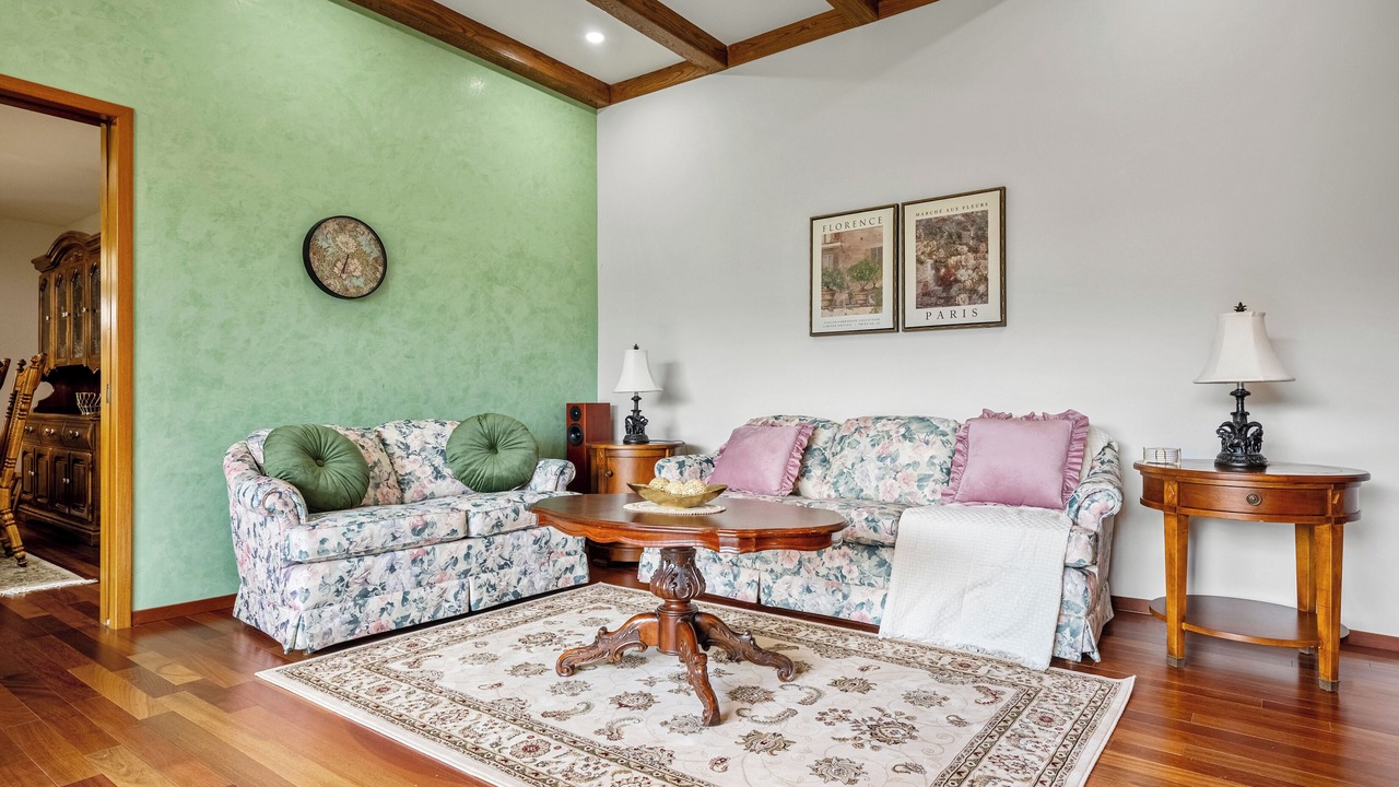 Photo of Livingroom in Calgary