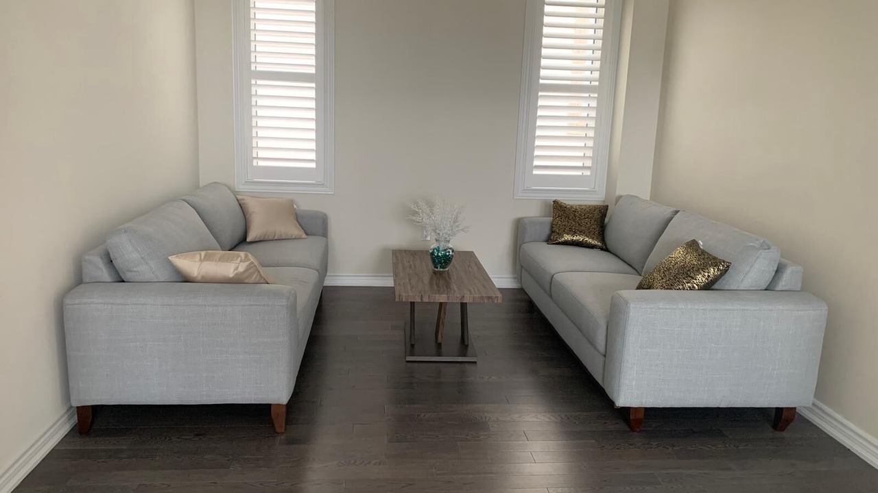 Photo of Livingroom in Lindsay
