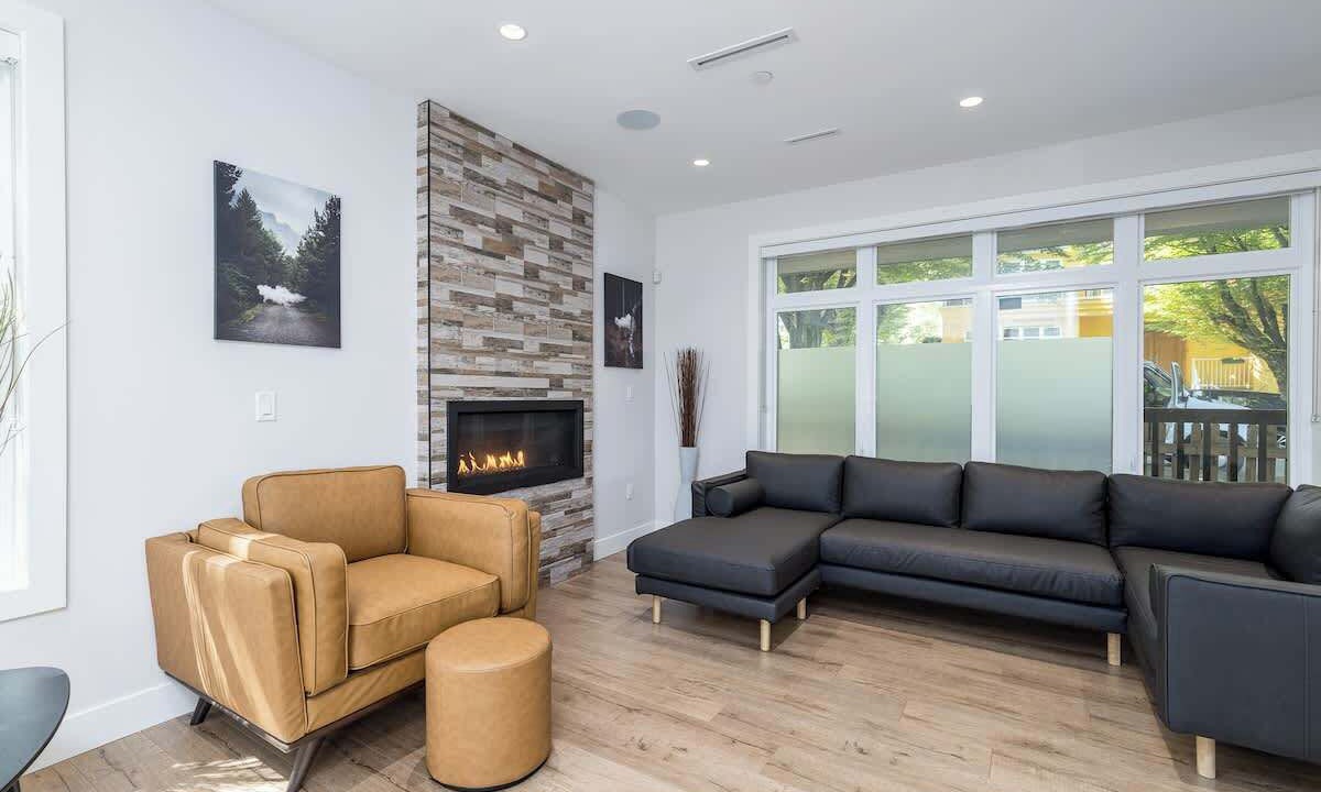 Photo of Livingroom in Riley Park