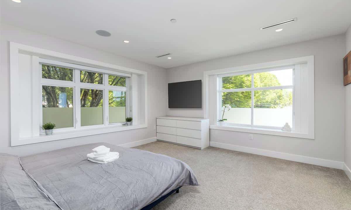 Photo of Bedroom in Riley Park