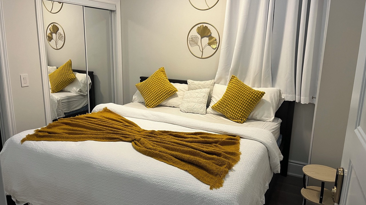 Photo of Bedroom in Oakville