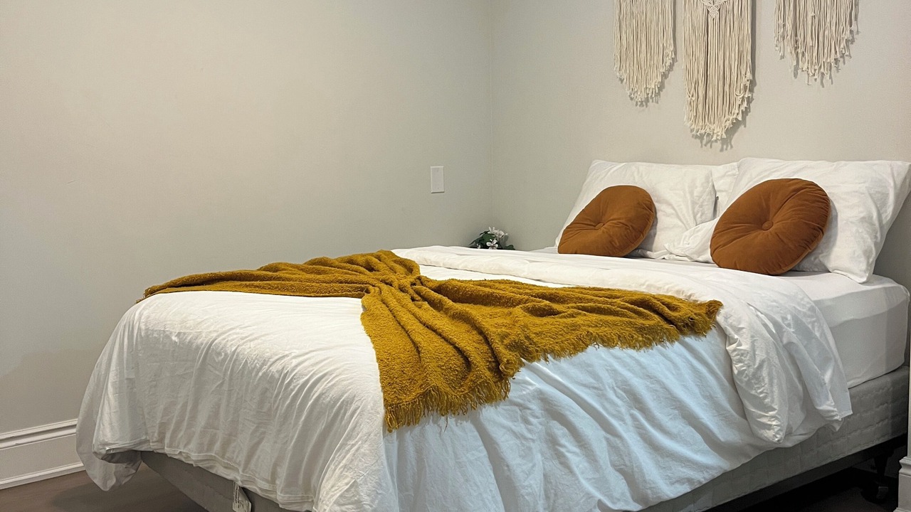 Photo of Bedroom in Oakville