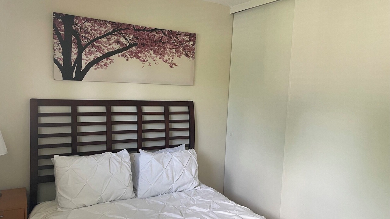 Photo of Bedroom in Downtown Gatineau