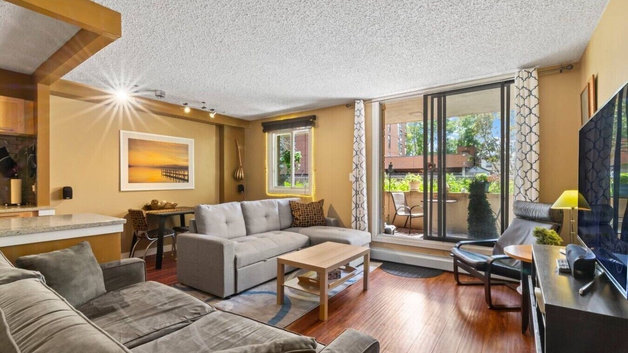 Photo of Livingroom in Beltline