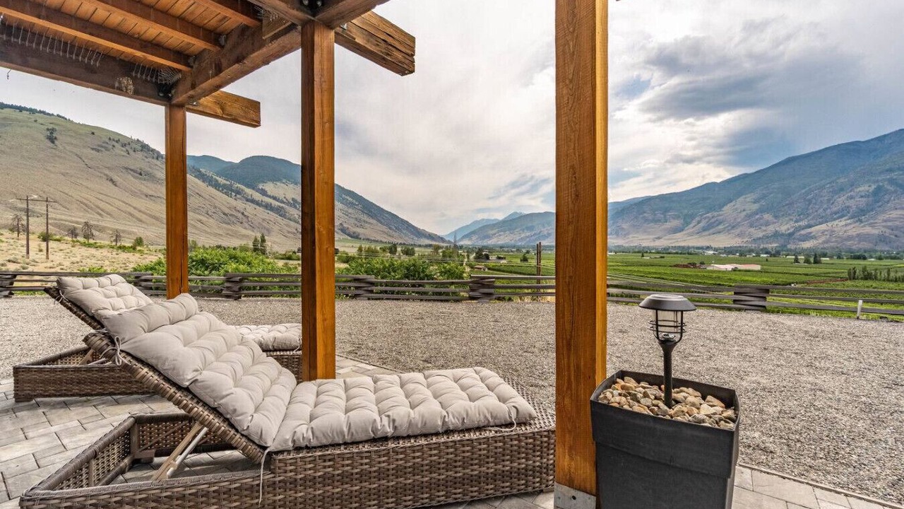 Photo of Patio Balcony in Okanagan-Similkameen