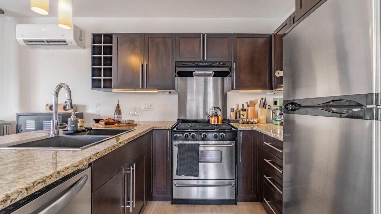 Photo of Kitchen in Okanagan-Similkameen