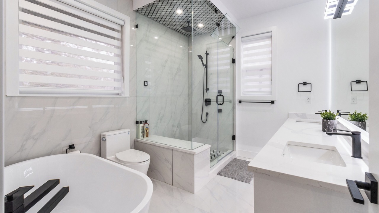 Photo of Bathroom in Willoughby