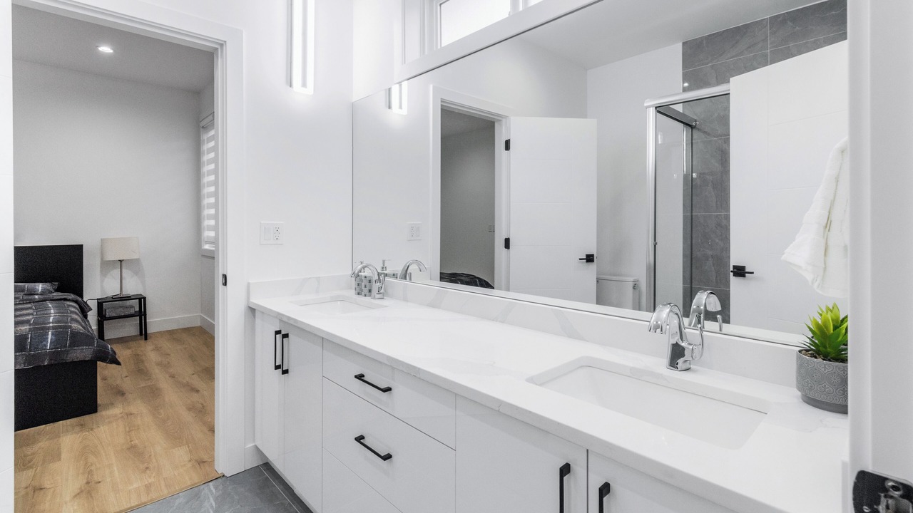 Photo of Bathroom in Willoughby