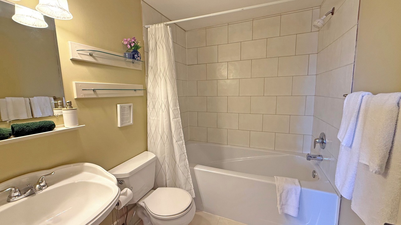 Photo of Bathroom in Regional District of Nanaimo