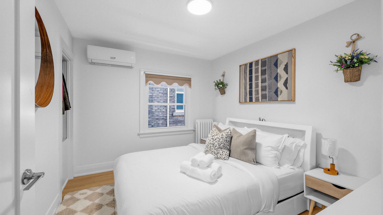 Photo of Bedroom in Mount Pleasant West