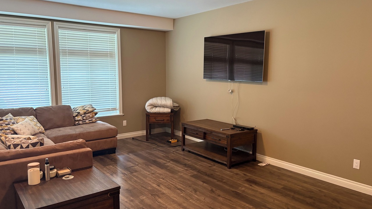 Photo of Livingroom in Okanagan-Similkameen