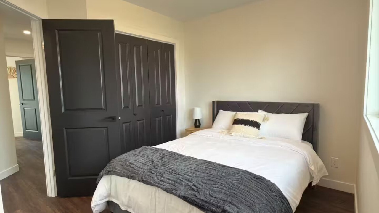 Photo of Bedroom in Gimli