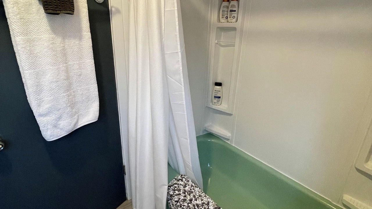 Photo of Bathroom in Midway