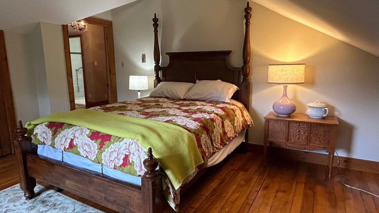 Photo of Bedroom in Milton