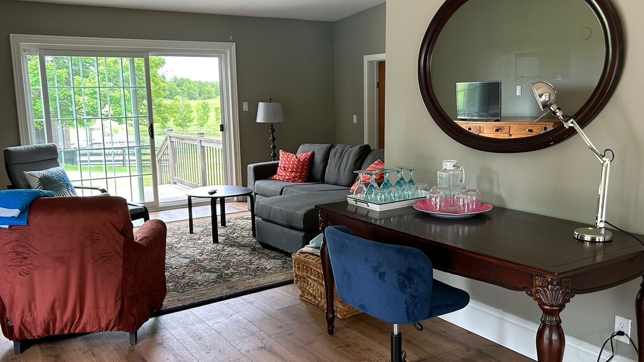 Photo of Livingroom in Milton
