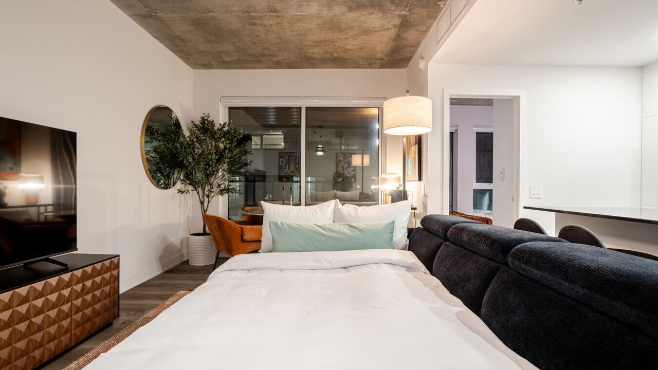 Photo of Bedroom in Griffintown