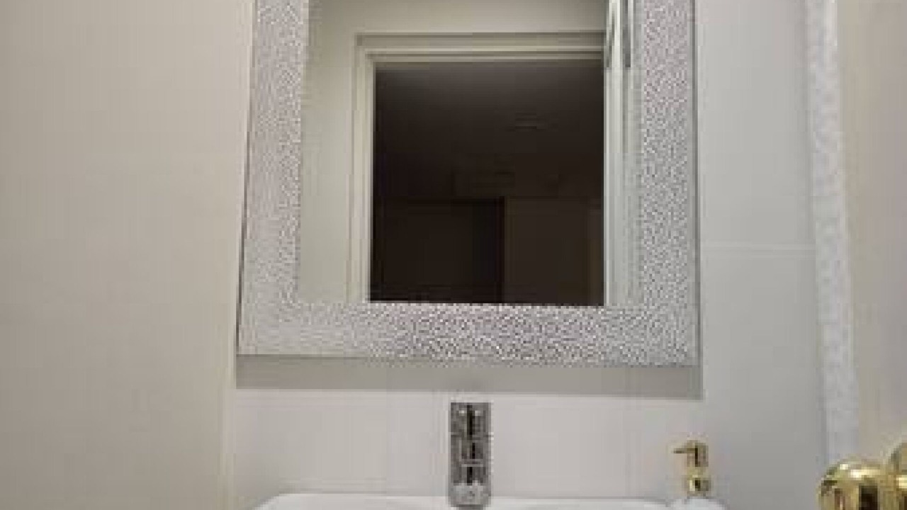 Photo of Bathroom in Upper Lonsdale