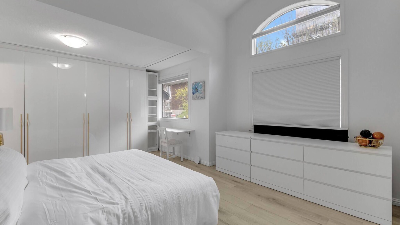 Photo of Bedroom in Crescent Heights