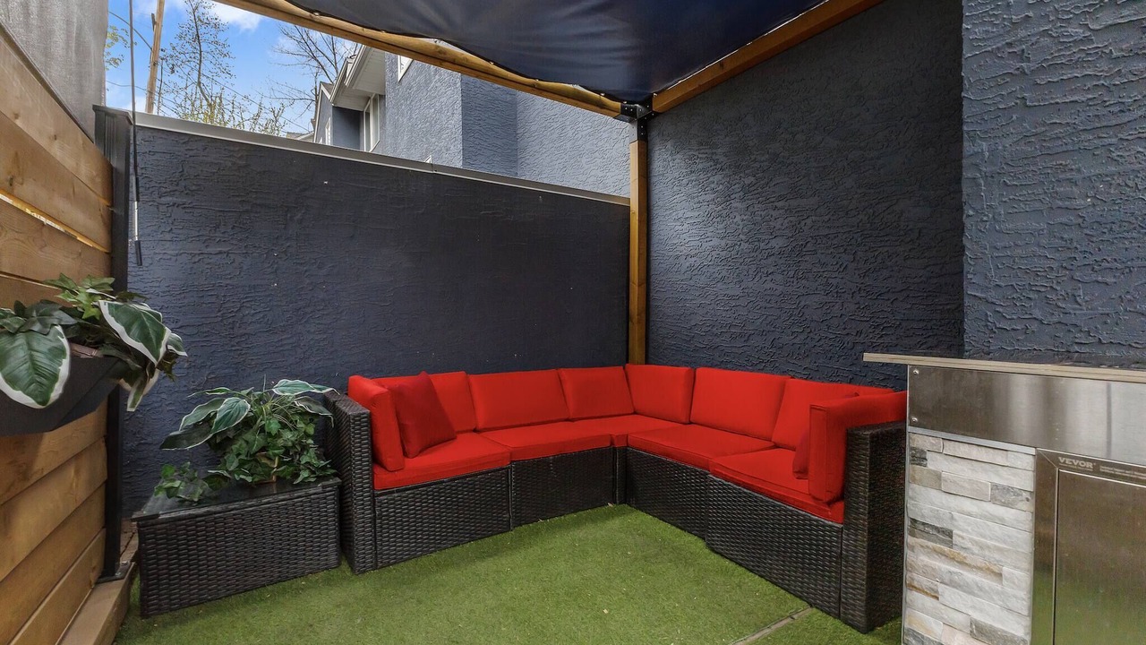 Photo of Outdoor in Crescent Heights