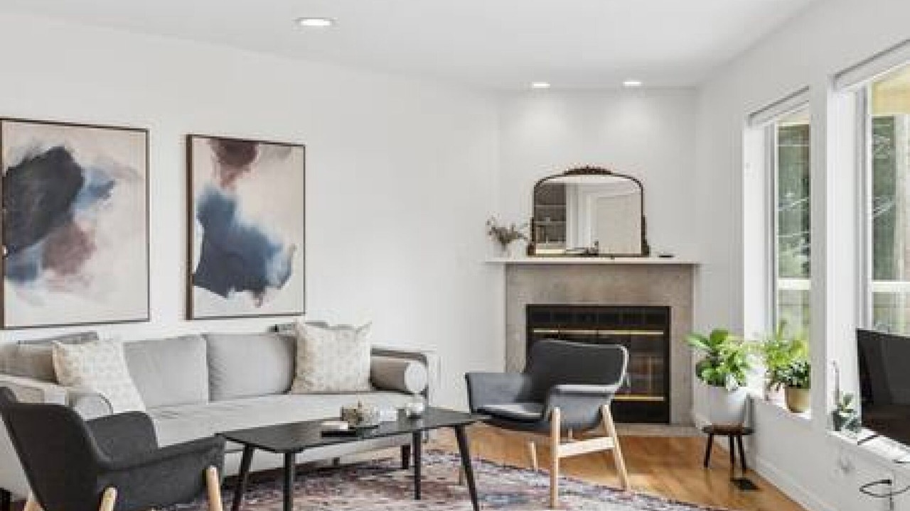 Photo of Livingroom in Upper Lonsdale