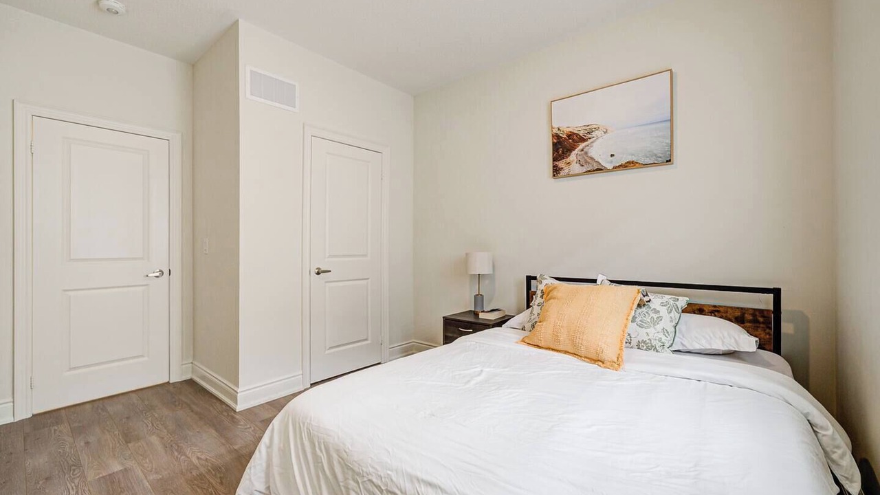 Photo of Bedroom in Richmond Hill