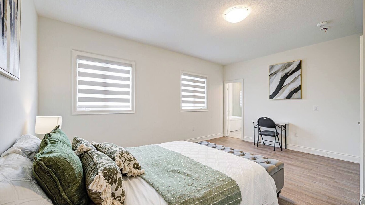 Photo of Bedroom in Richmond Hill