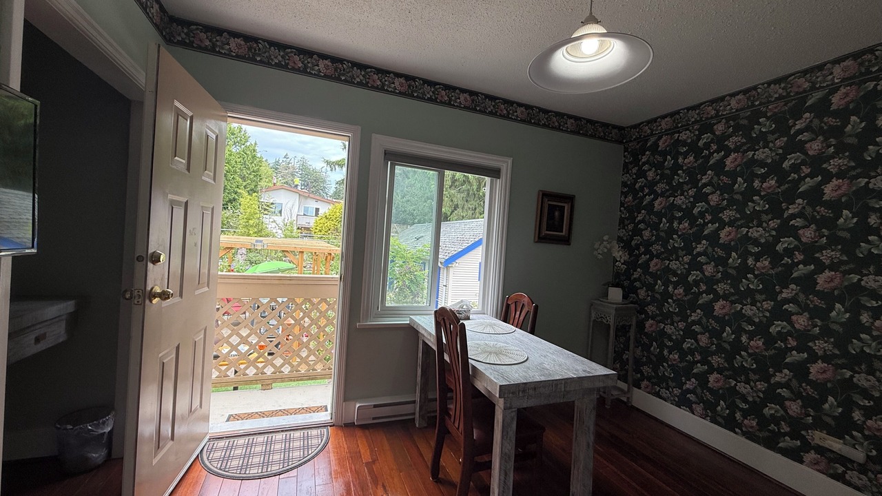 Photo of Others in Saanich East