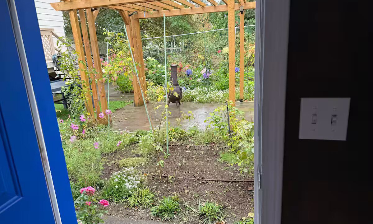 Photo of Others in Saanich East
