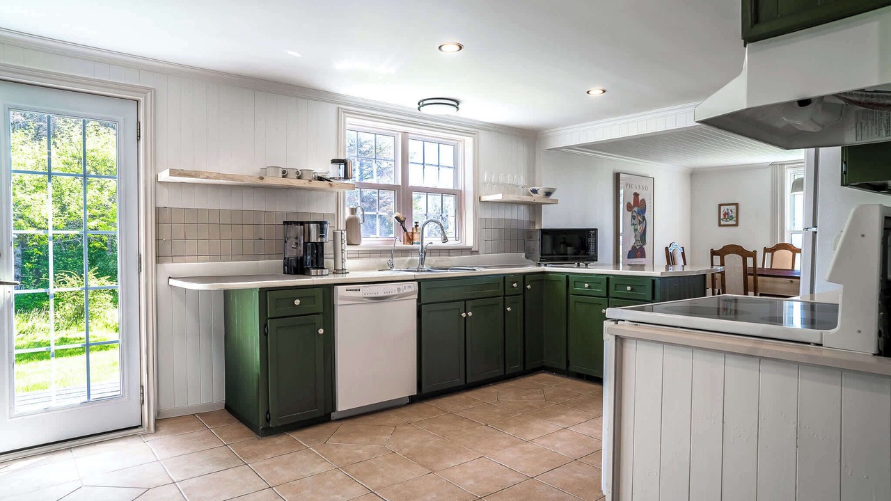 Photo of Kitchen in Greater Napanee