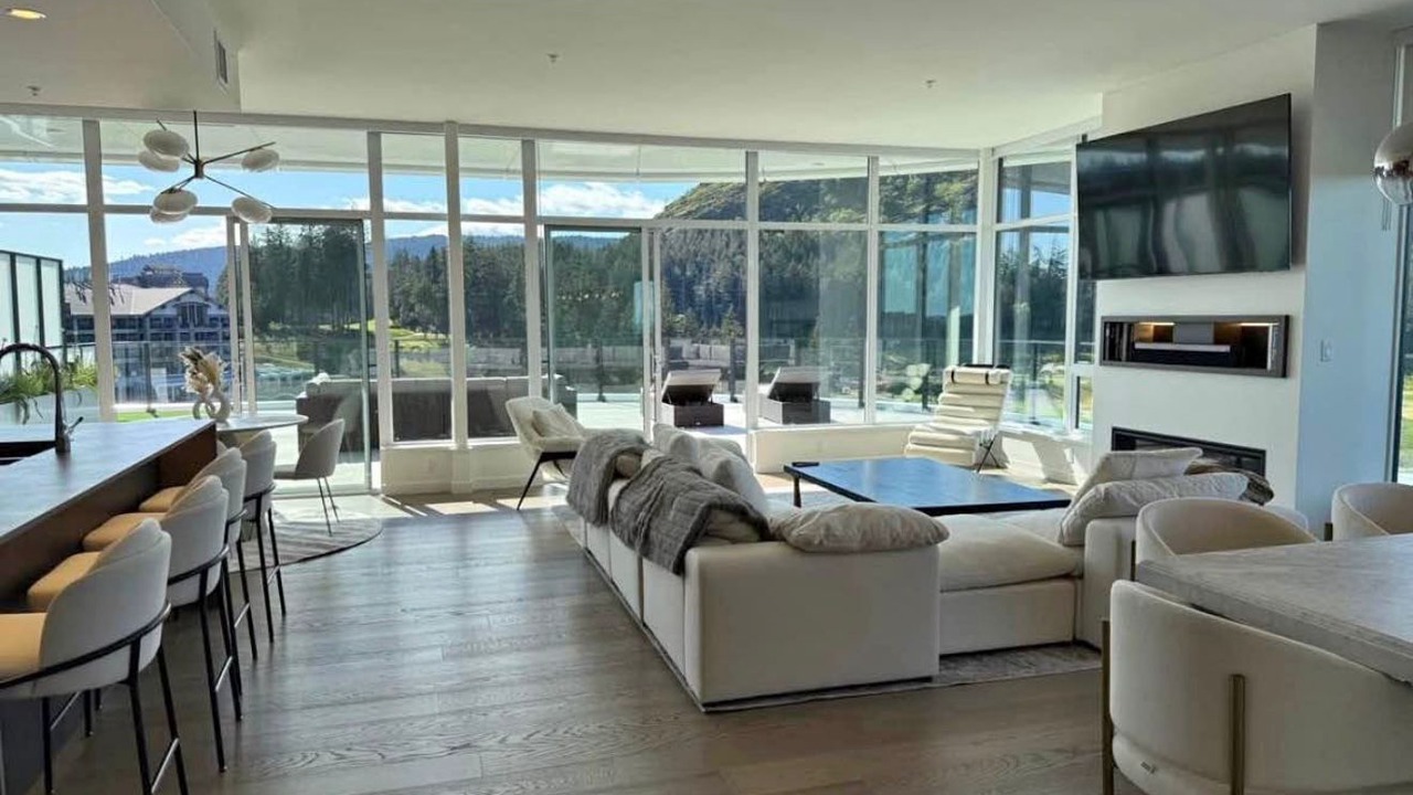 Photo of Livingroom in Bear Mountain Resort