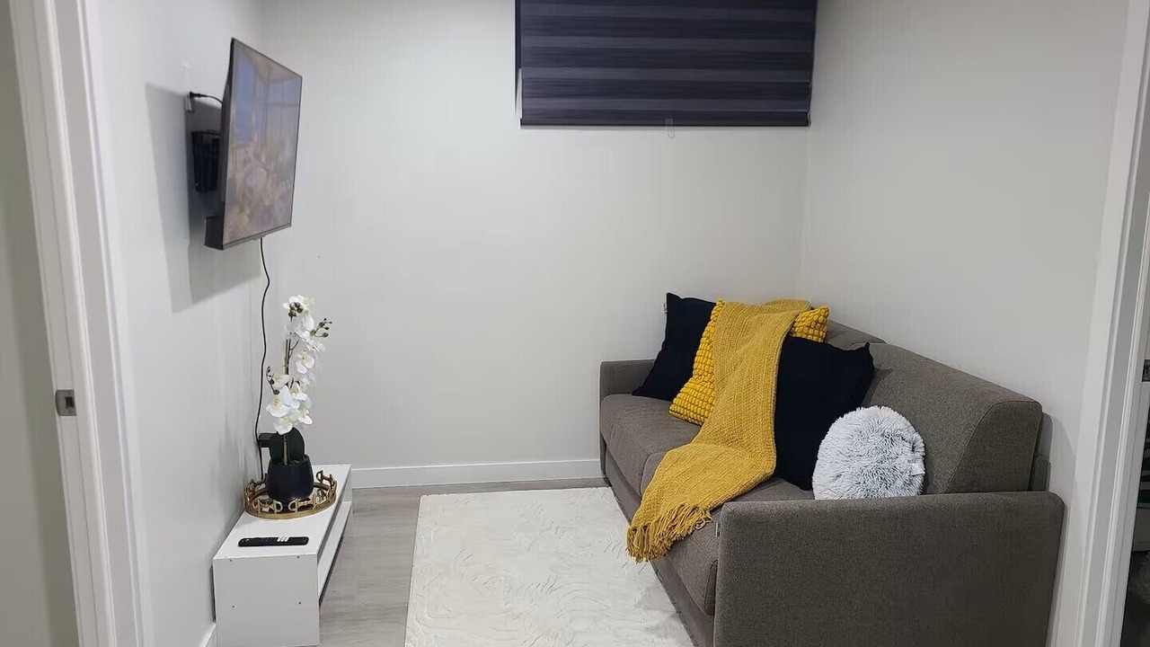 Photo of Livingroom in Transcona