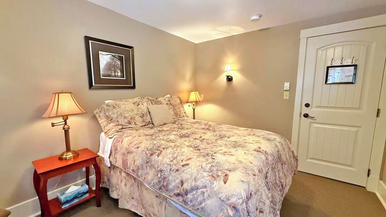 Photo of Bedroom in Regional District of Nanaimo