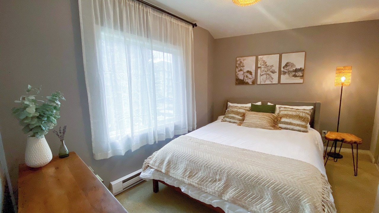 Photo of Bedroom in East Kootenay