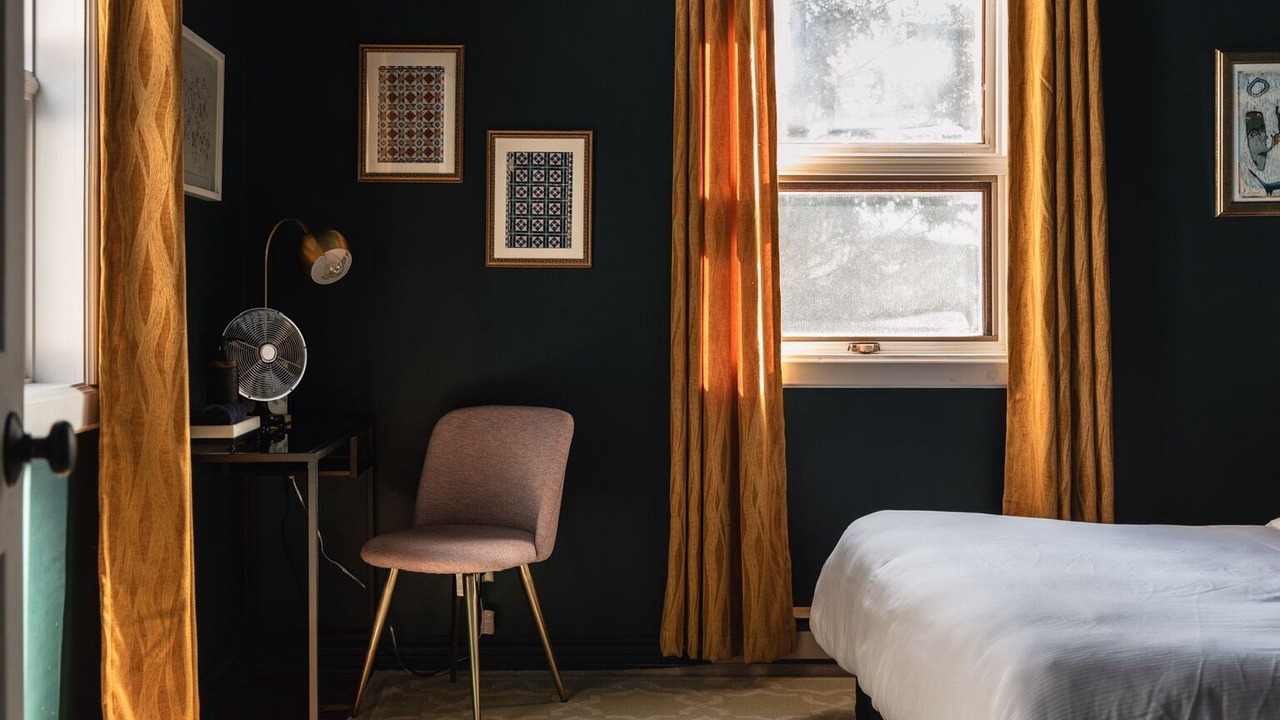 Photo of Bedroom in Lac-des-Seize-Iles
