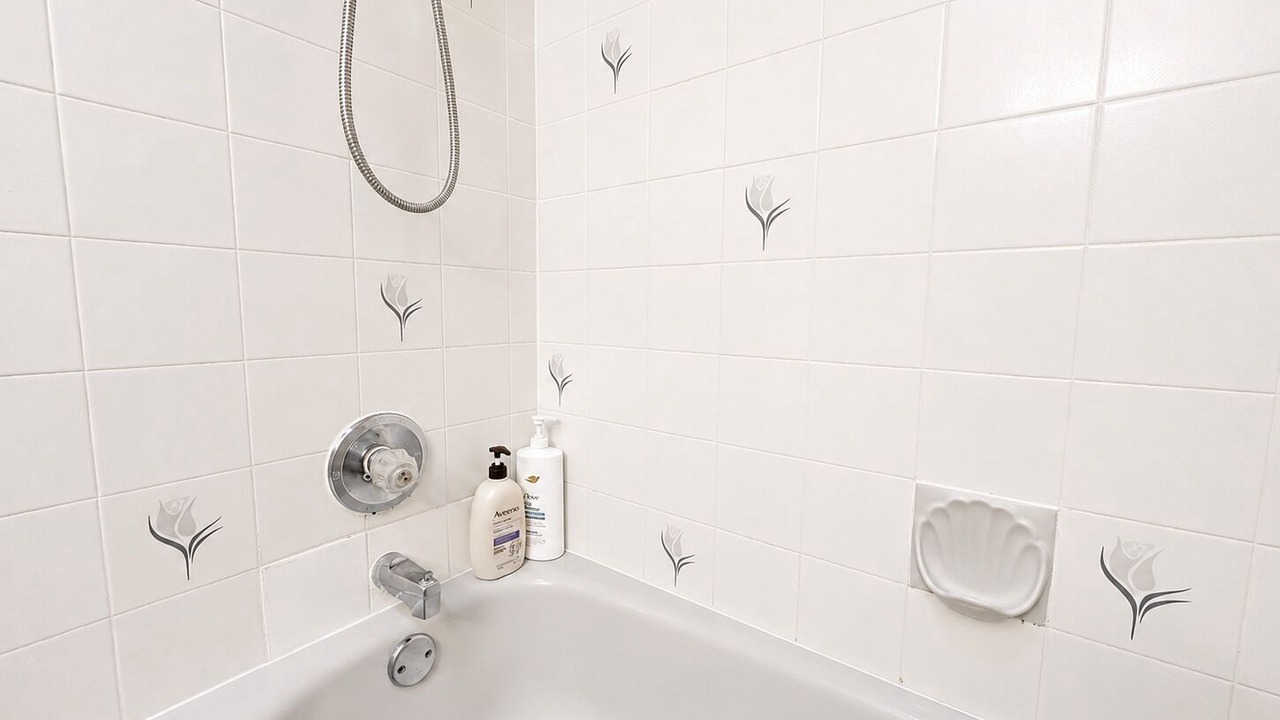 Photo of Bathroom in White Rock