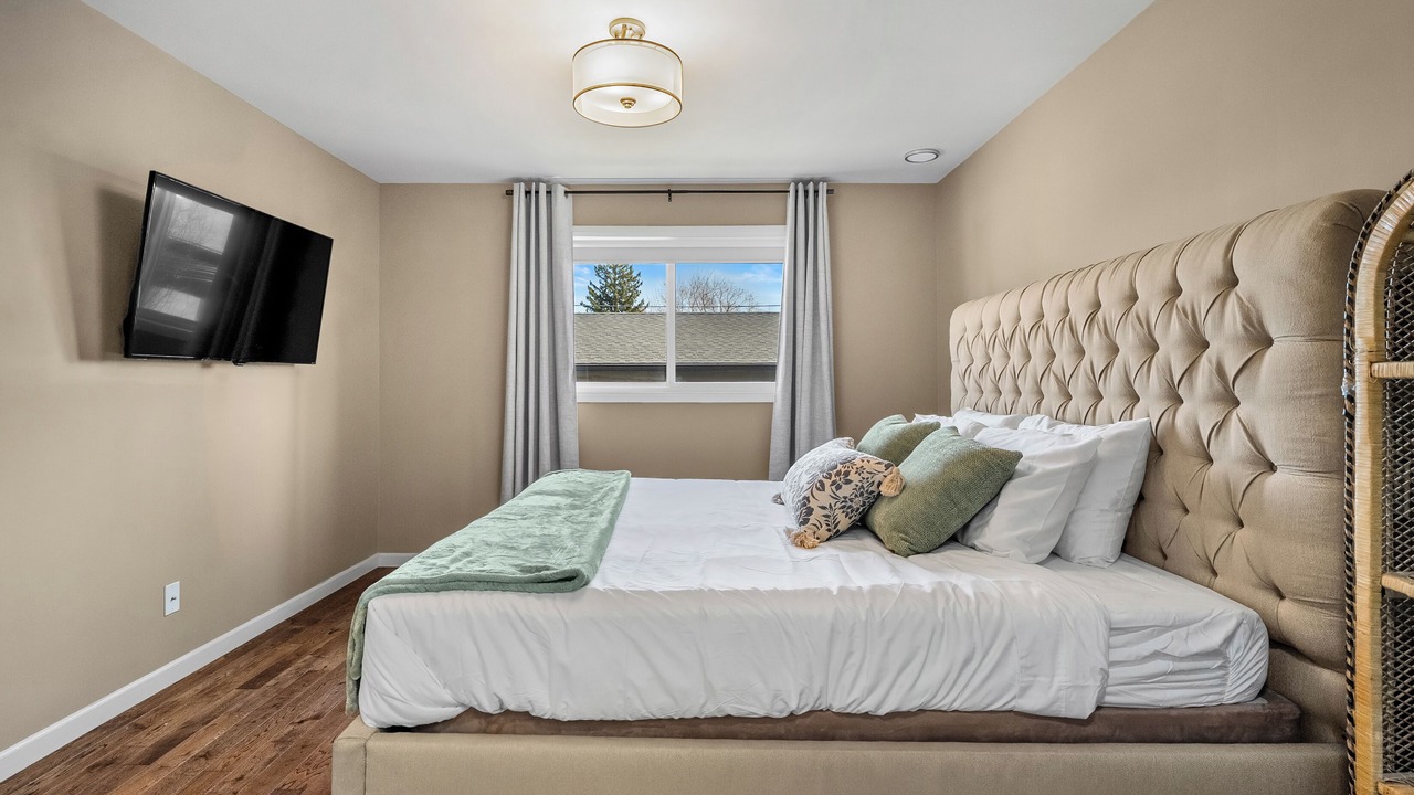 Photo of Bedroom in Radisson Heights - Albert Park