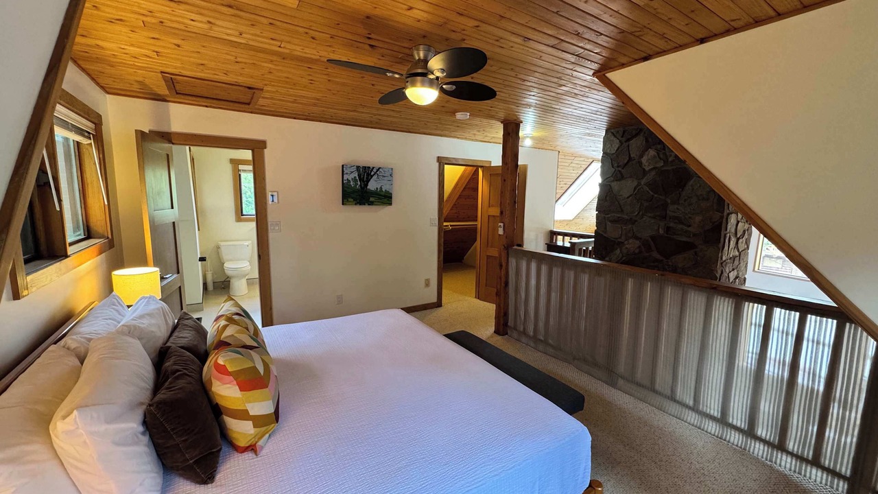 Photo of Bedroom in East Kootenay
