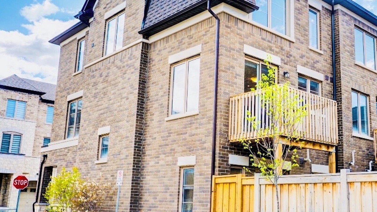 Photo of Outdoor in Brampton