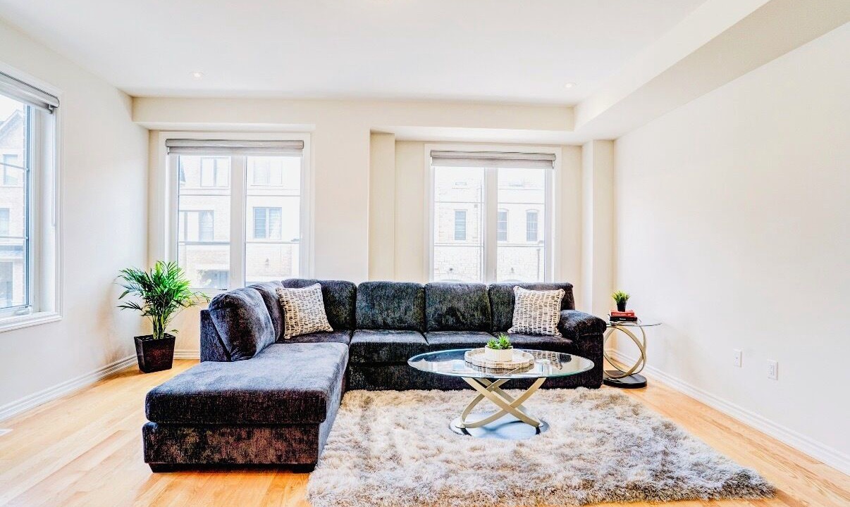 Photo of Livingroom in Brampton