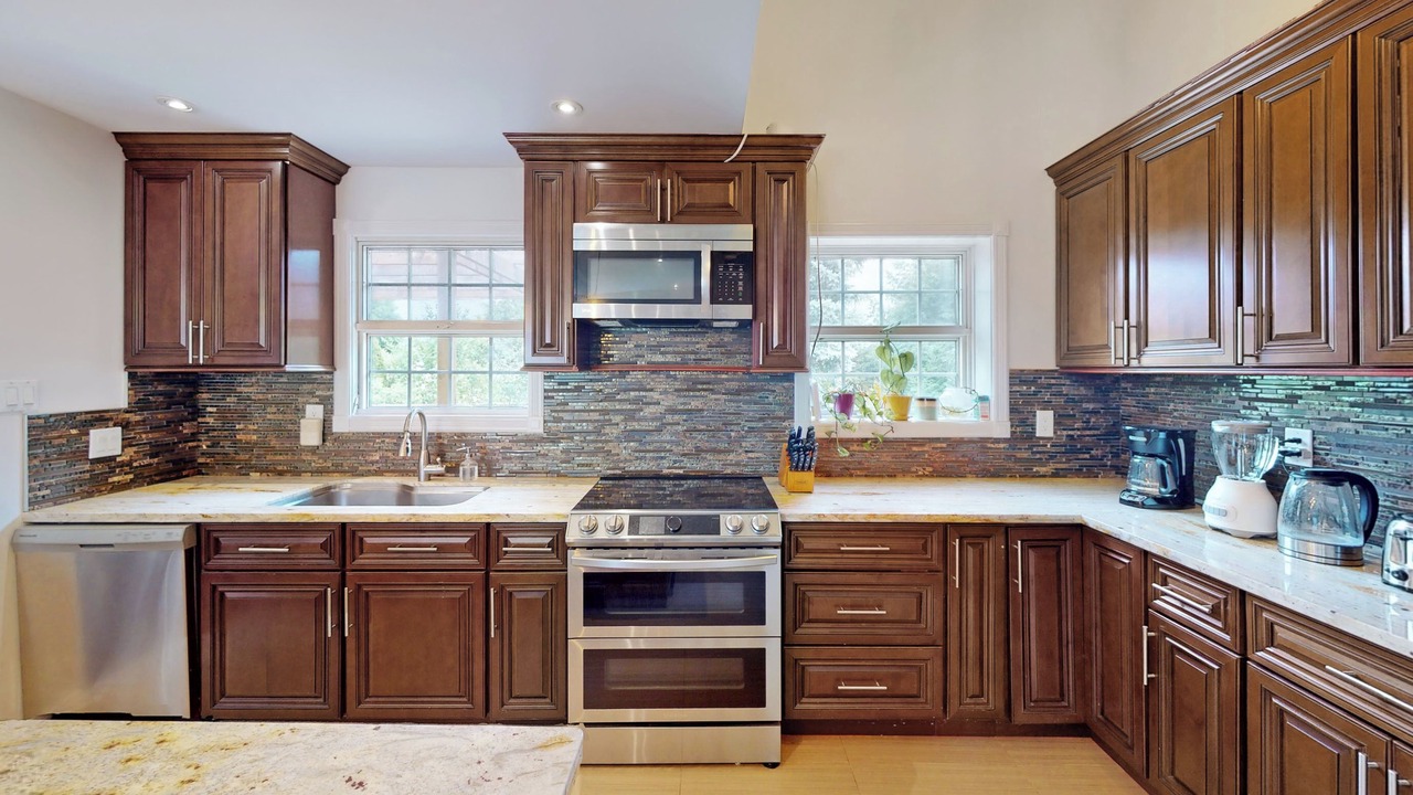 Photo of Kitchen in Erin Mills