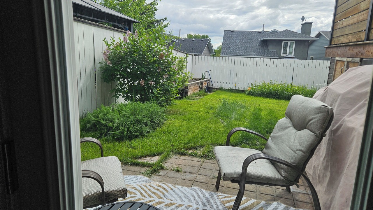 Photo of Patio Balcony in Northwest Calgary